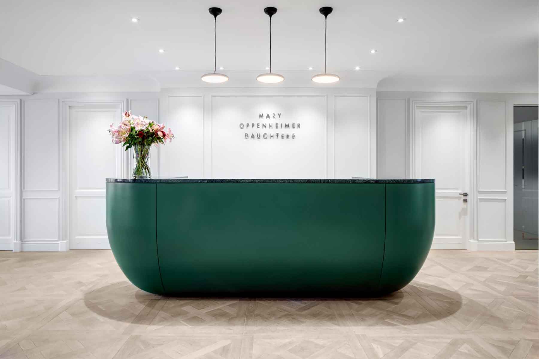 Zonas de recepción y mostradores de oficina