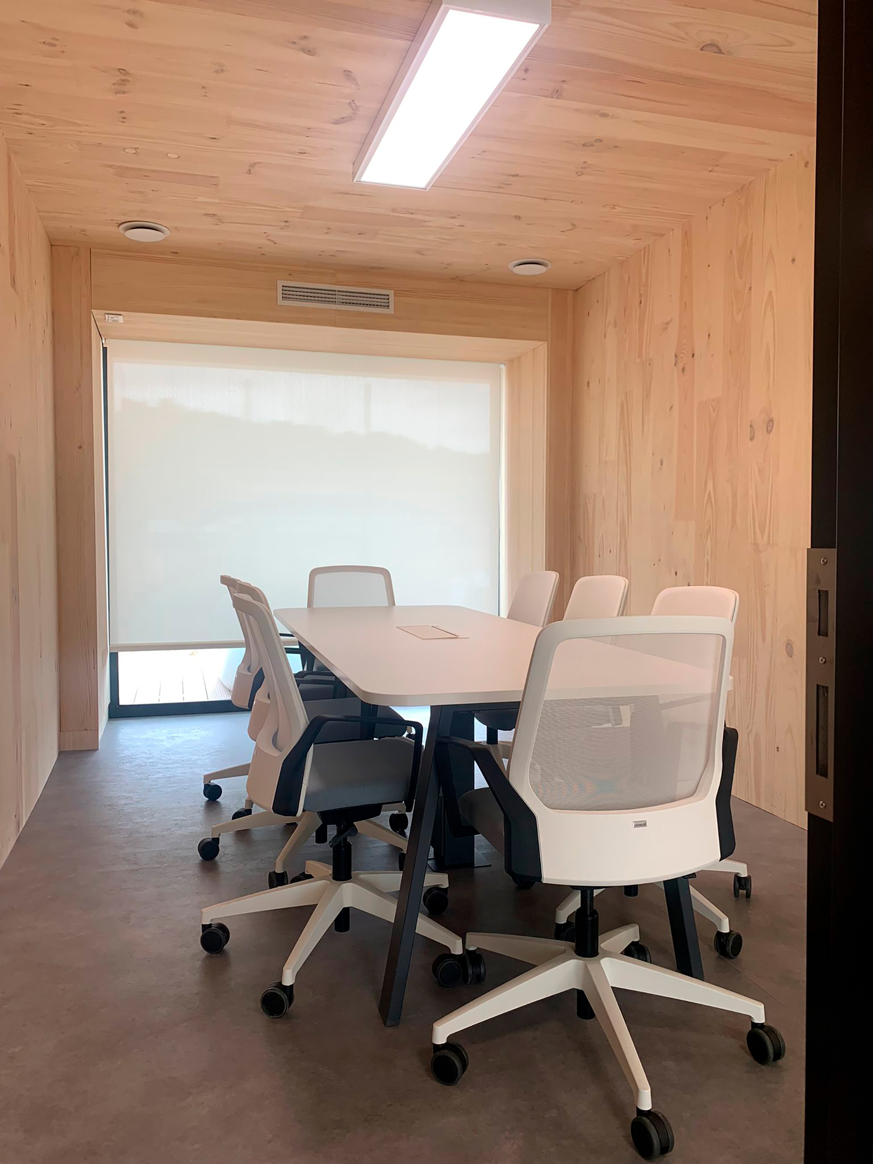 Oficinas modulares sala de reunión