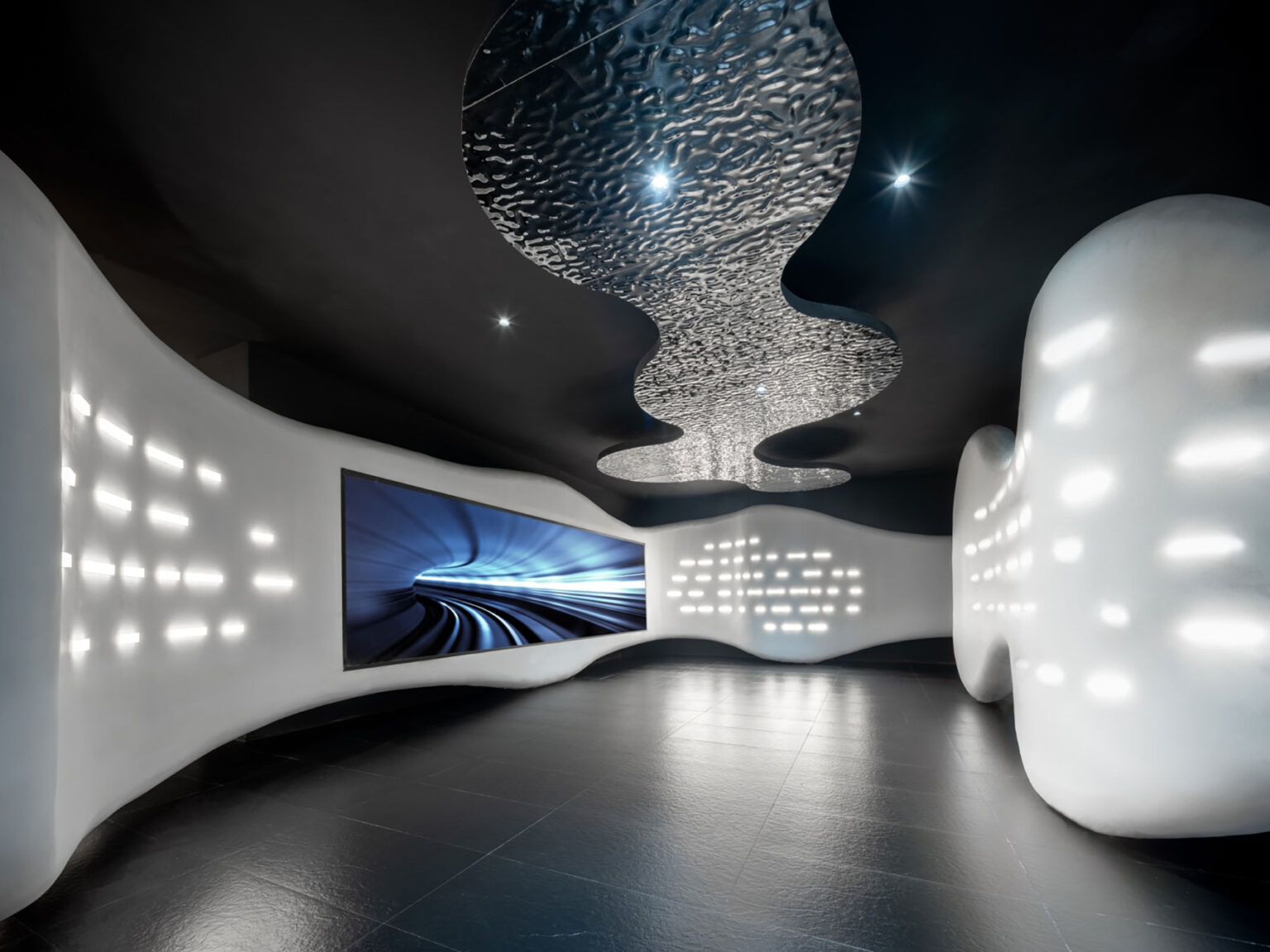 Large visual structures in offices - Limobel