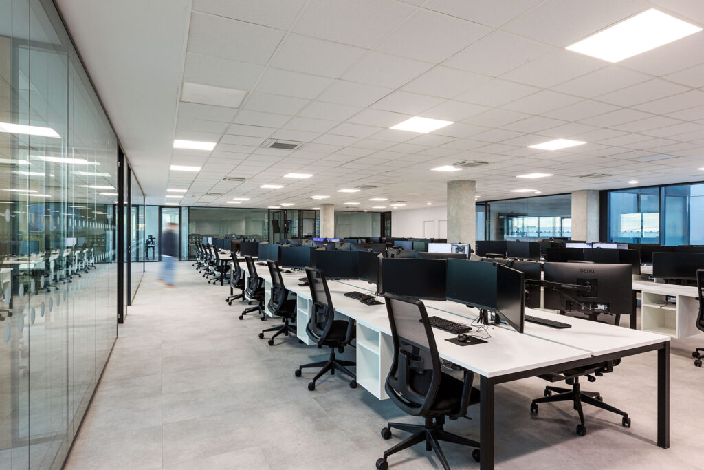 Oficinas Polaris con muebles de Limobel Inwo