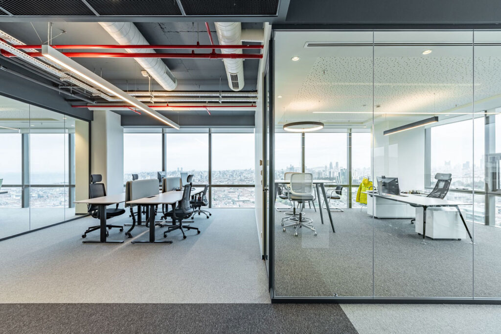 luz natural en oficinas