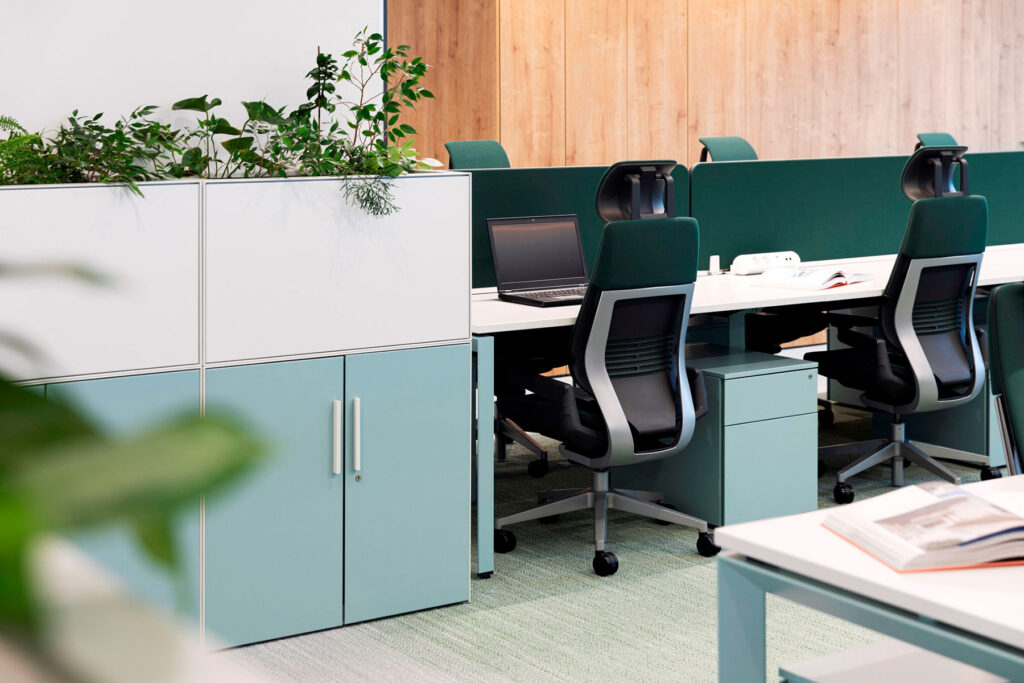 plantas entre puestos de trabajo